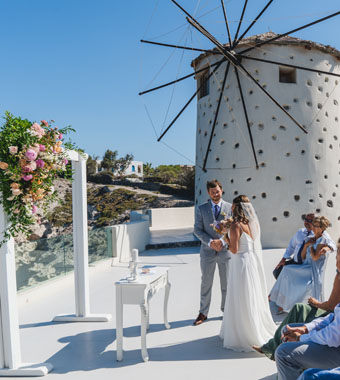 greece-santorini-el-viento-villa-wedding-package-with-guests